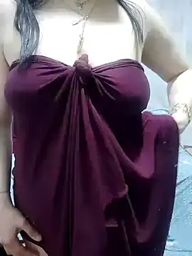 Stripchat Free Live Porn of linakhalifa