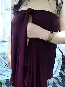 Stripchat Sex Cam of linakhalifa