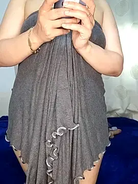 Stripchat Live Sex of linakhalifa