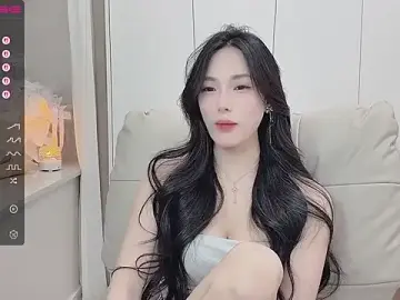 Stripchat Nude Webcam of uuxiaocai