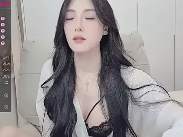 Stripchat Live Sex Cam of uuxiaocai