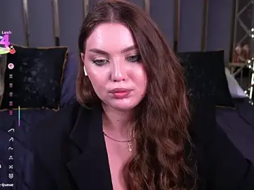 Stripchat Watch Live Sex Cams of LuxSopphia