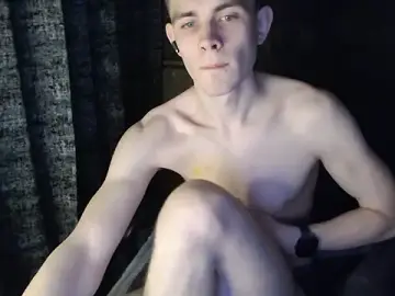 Stripchat Live Sex Cam of Student_Oliver