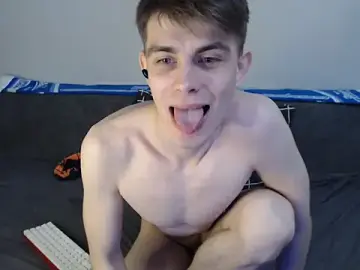 Stripchat Live Sex Cam of Student_Oliver