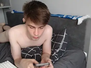 Stripchat Free Porn Cam of Student_Oliver