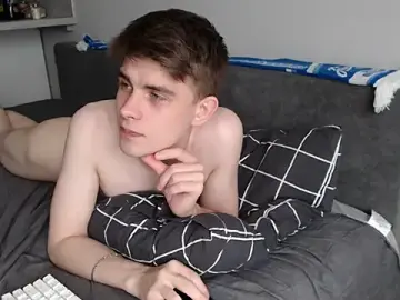 Stripchat Nude Webcam of Student_Oliver