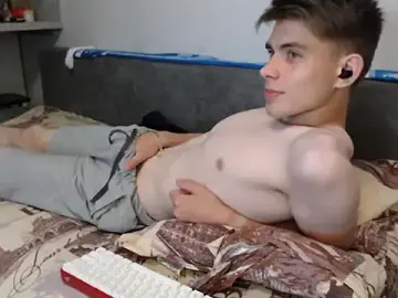 Stripchat Adult Webcam of Student_Oliver