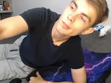 Stripchat Private Sex Chat of Student_Oliver