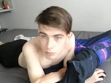Stripchat Live Sex of Student_Oliver