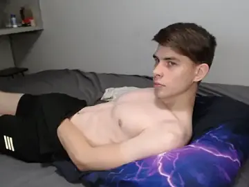 Stripchat Free Live Porn of Student_Oliver