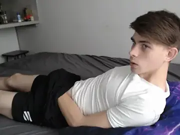 Stripchat Free Porn Cam of Student_Oliver