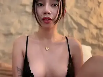 Stripchat Nude Webcam of GenesisCastillano