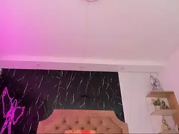 Stripchat Live Sex Cam of Dani_Sweet_Ts