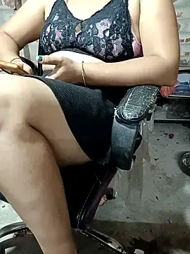 Stripchat Free Porn Cam of DipaliAliya