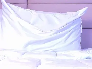 Stripchat Nude Webcam of ZoehAngel