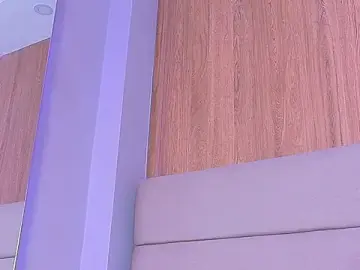 Stripchat Live Sex Cam of ZoehAngel