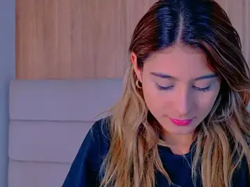 Stripchat Free Live Porn of ZoehAngel