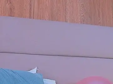 Stripchat Free Live Porn of ZoehAngel