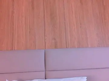 Stripchat Watch Live Sex Cams of ZoehAngel