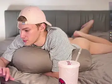Stripchat Best live sex cam show of davey_ebash