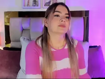 Stripchat Free Porn Cam of emmy_r