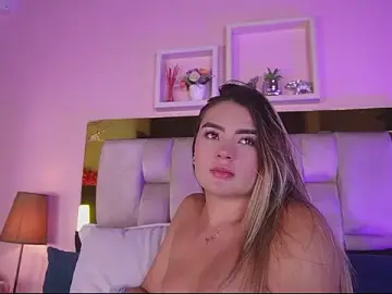 Stripchat Adult Webcam of emmy_r