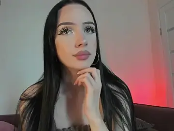 Stripchat Free Porn Cam of flora_off