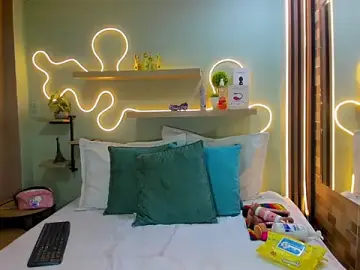 Stripchat Live Sex Cam of natasha_jurado