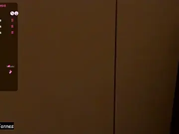 Stripchat Adult Webcams of VallerieJones