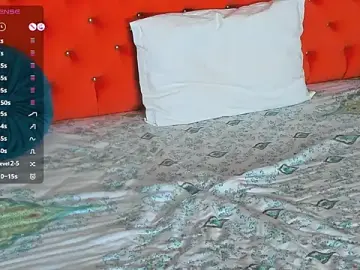 Stripchat Adult Webcam of VallerieJones