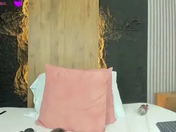 Stripchat Free Porn Cam of linda_montoya