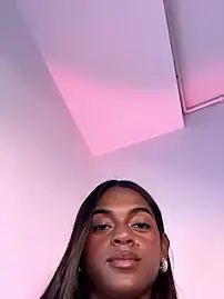 Stripchat Free Porn Cam of camil_sexx1