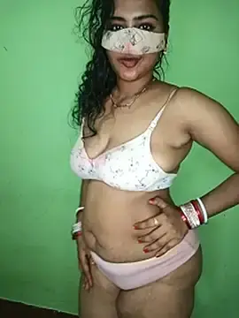 Stripchat Live Sex Cam of juhi06