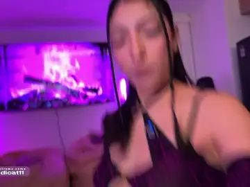 Stripchat Adult Webcams of MarianaBranzz