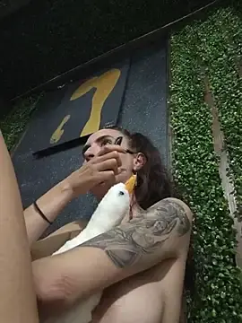 Stripchat Live Sex Cam of pleasure_of_life