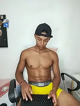 Stripchat Live Sex Cam of Demiansteven444