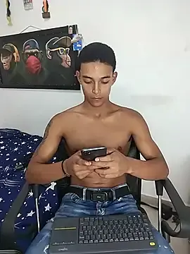 Stripchat Watch Live Sex Cams of Demiansteven444