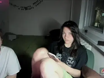 Stripchat Free Live Porn of MashkaRay