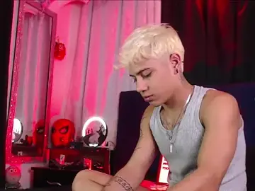 Stripchat Free Porn Cam of Sexys_Boys_Hot1