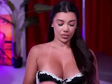 Stripchat Live Porn of NatyDesiree