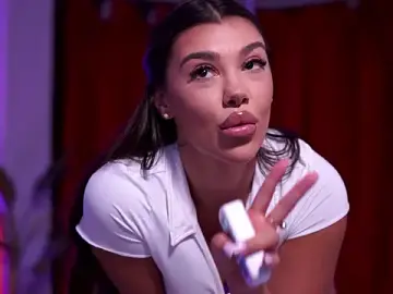 Stripchat Best live sex cam show of NatyDesiree