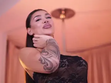 Stripchat Adult Video Chat of NatyDesiree