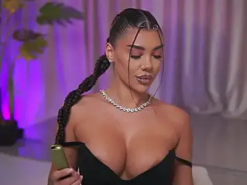 Stripchat Best Webcam of NatyDesiree