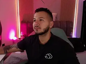 Stripchat Free Live Porn of mister_miike