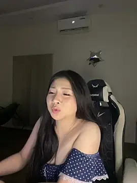 Stripchat Nude Webcam of __MeiMei__