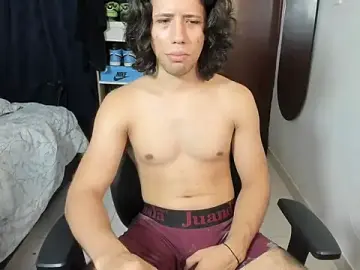 Stripchat Sex Cam of itstonnyX