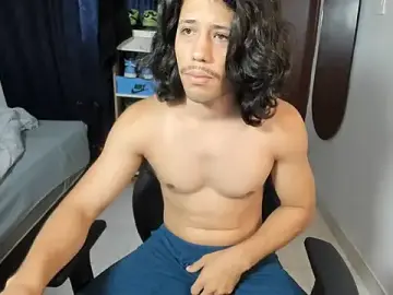 Stripchat Live Sex Cam of itstonnyX