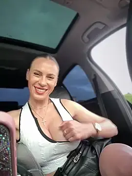 Stripchat Free Live Porn of _JessyRey_