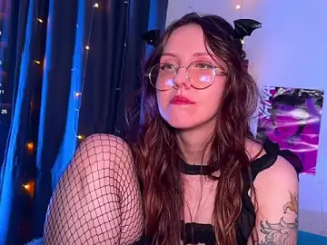 Stripchat Live Sex of ViolettMo0n