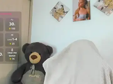 Stripchat Sex Cam of hollyprincess_2